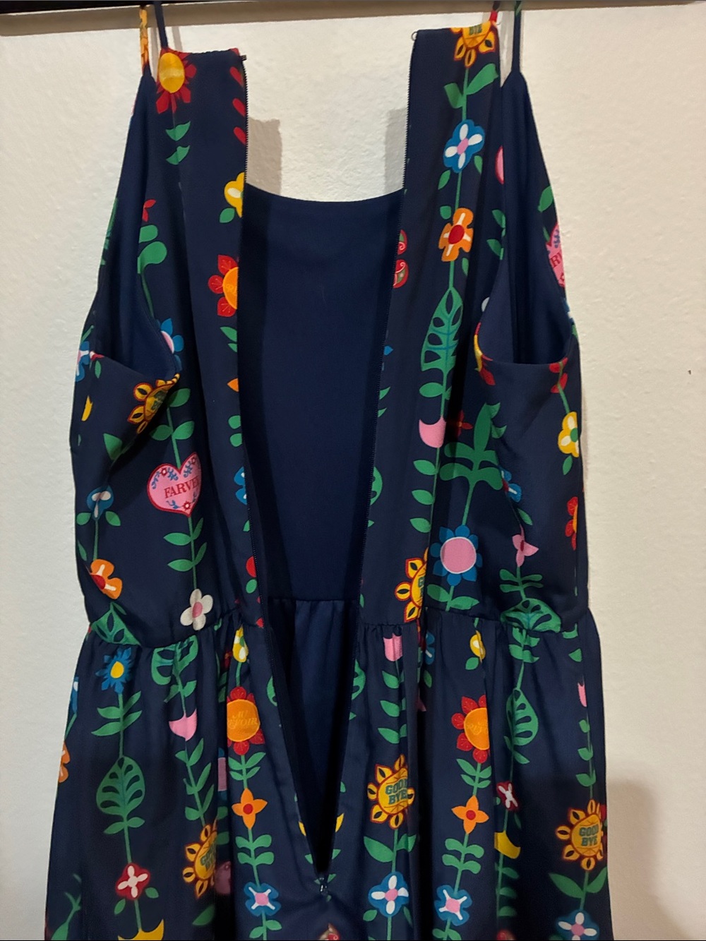 Disney Parks Women’s It’s A Small World Navy Floral Dress Medium - Picture 9 of 10